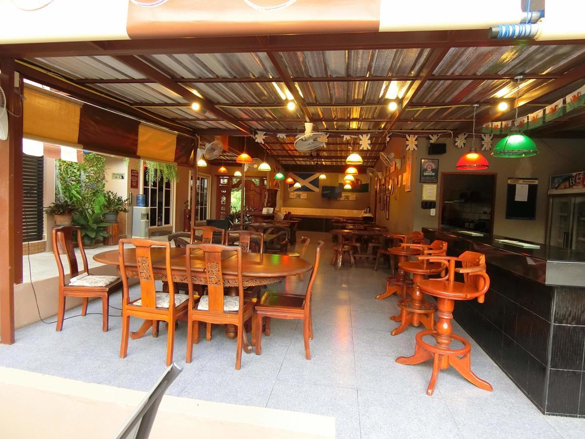 4 Palms Resort Bang Sare Exterior photo